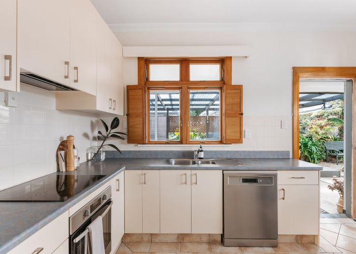  at 73 Waihi Road, Judea, Tauranga
