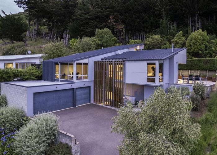  at 10 Maurice Knowles Lane, Cashmere, Christchurch