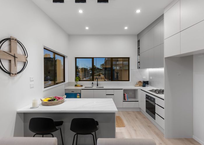  at 935B Whangaparaoa Road, Manly, Rodney, Auckland