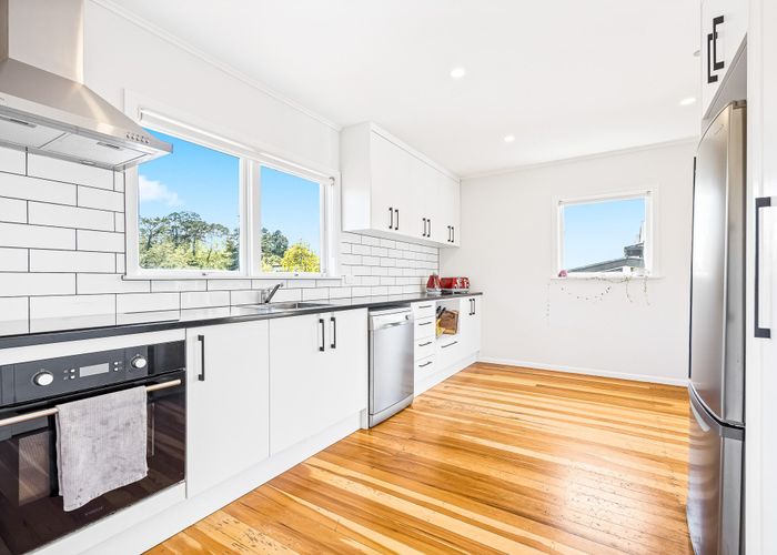  at 38 Woodside Road, Massey, Waitakere City, Auckland