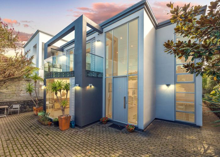  at 2B Aberdeen Road, Campbells Bay, North Shore City, Auckland