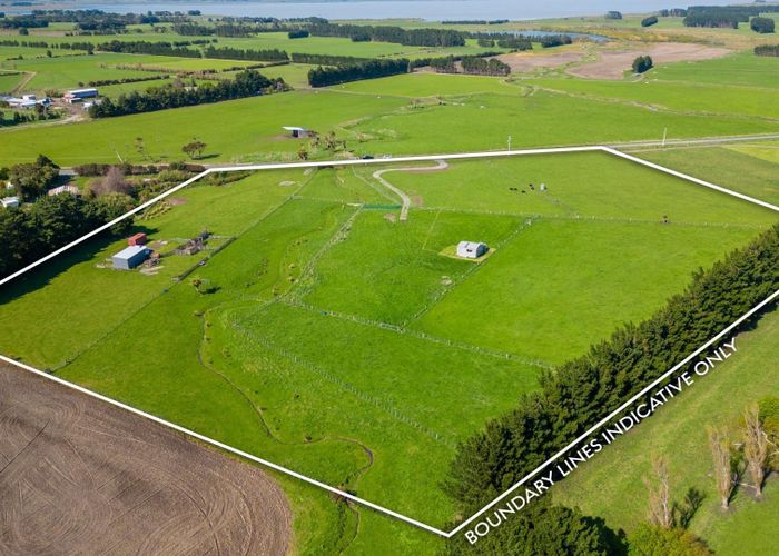  at 360 Western Lake Road, Western Lake, Featherston