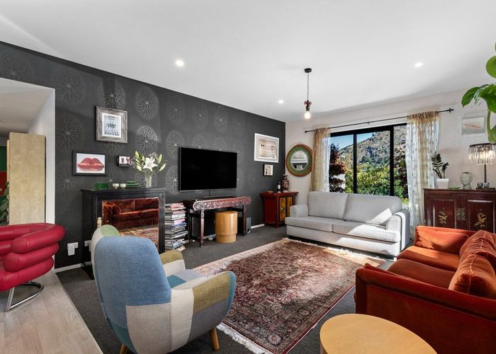  at 6 Redfern Terrace, Arthurs Point, Queenstown
