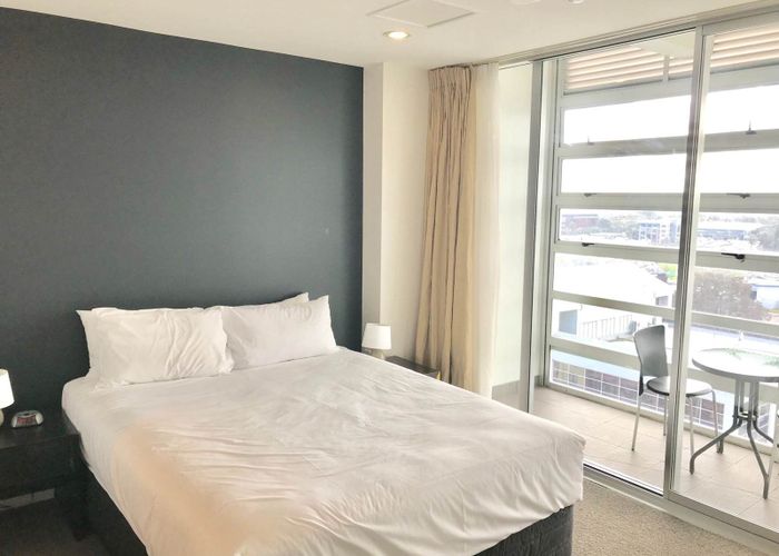  at 1004/17 Amersham Way, Manukau, Manukau City, Auckland