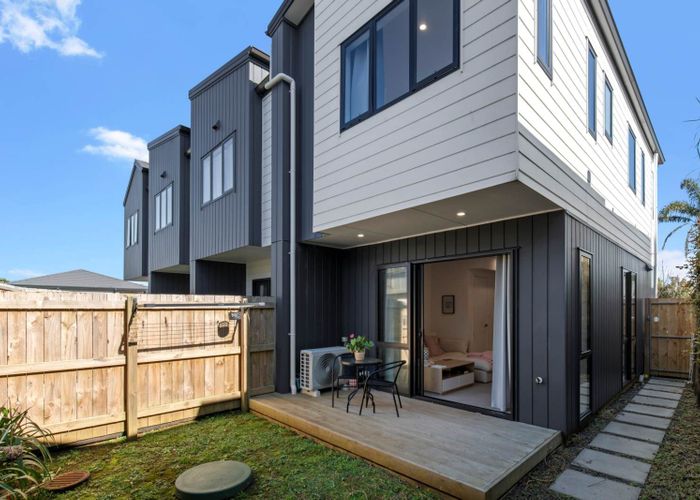  at 4/112 Moore Street, Howick, Manukau City, Auckland