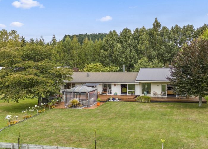  at 18 Hurunui Lane, Kinloch, Taupō