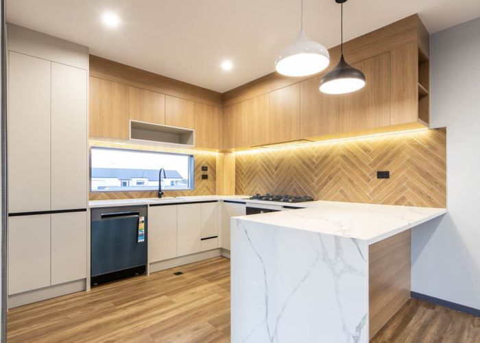  at 1/33 Williamson Avenue, Belmont, North Shore City, Auckland