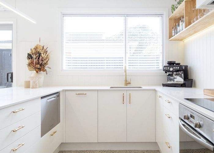  at 2/19 Burnham Street, Seatoun, Wellington