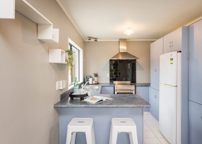  at 91 Hillcrest Drive, Kelvin Grove, Palmerston North