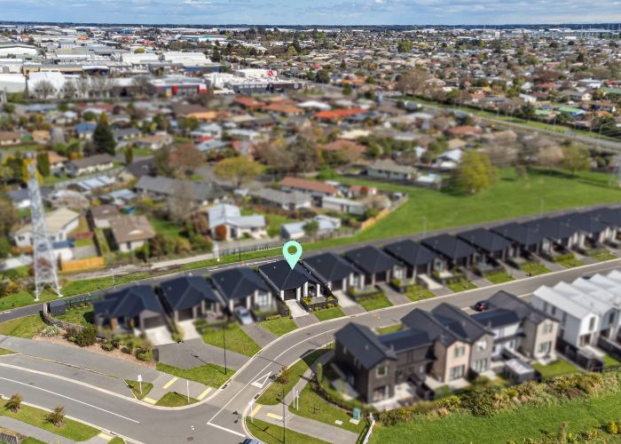  at 7 Piripiri Place, Broomfield, Christchurch