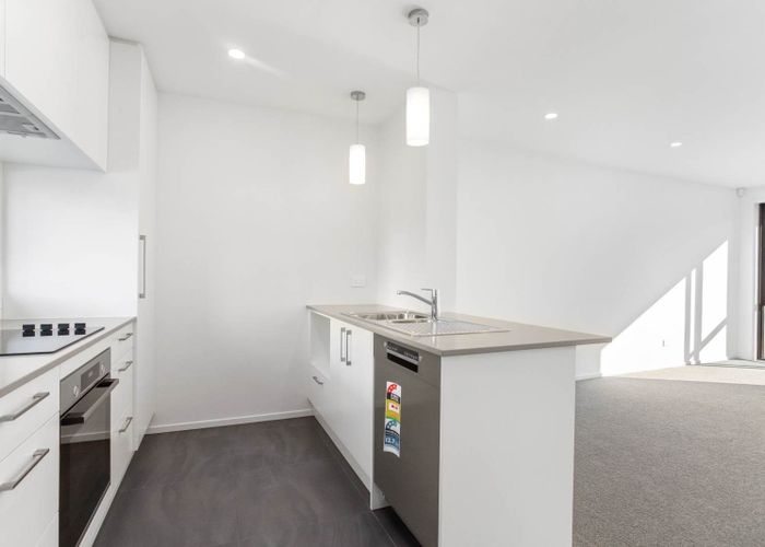  at 3/10 Shamrock Lane, Te Atatu Peninsula, Waitakere City, Auckland
