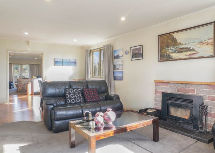  at 12 Gilliam Street, New Lynn, Waitakere City, Auckland