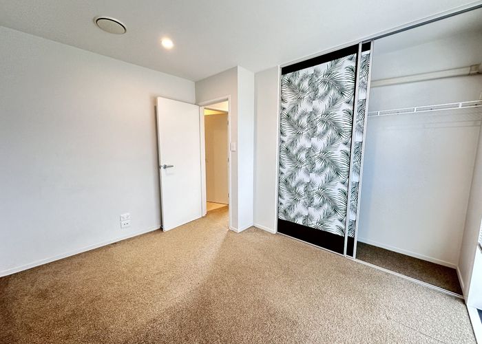  at 182 Flat Bush School Road, Flat Bush, Manukau City, Auckland