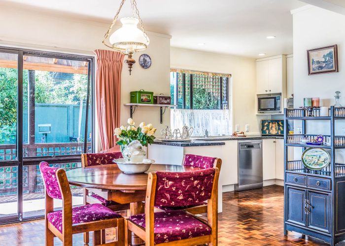  at 1/36 Beulah Avenue, Rothesay Bay, Auckland