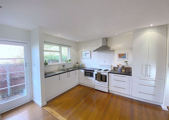  at 25a Remuera Avenue, Cashmere, Christchurch City, Canterbury