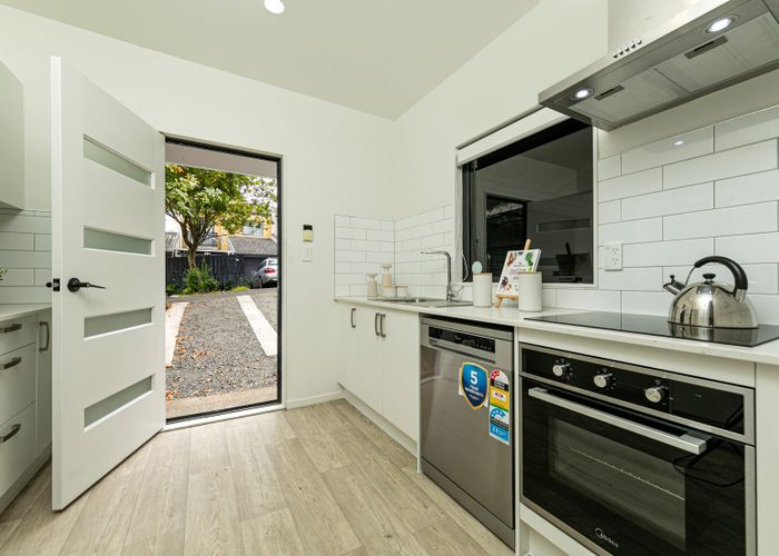  at 35 Rakich Place, Henderson, Auckland