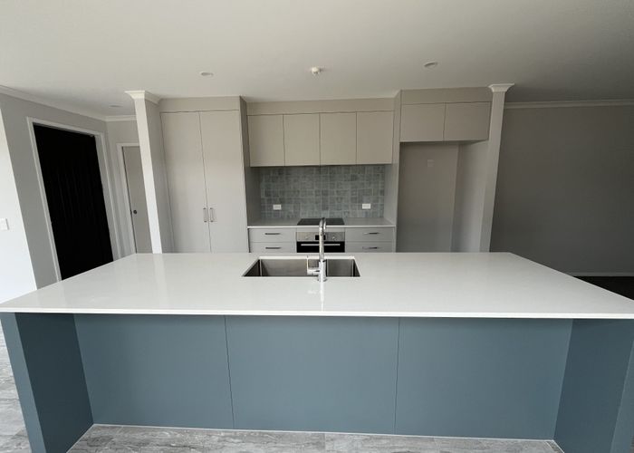  at 17 Foremast Place, Whitby, Porirua, Wellington