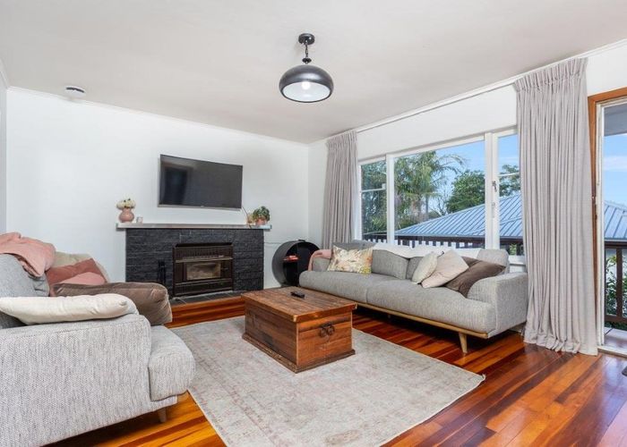  at 49B Commissariat Road, Mount Wellington, Auckland