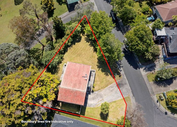  at 17 Valley View Road, Glenfield, Auckland