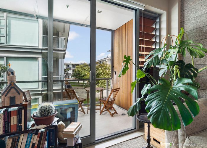  at W205/28 Torrens Terrace, Mount Cook, Wellington