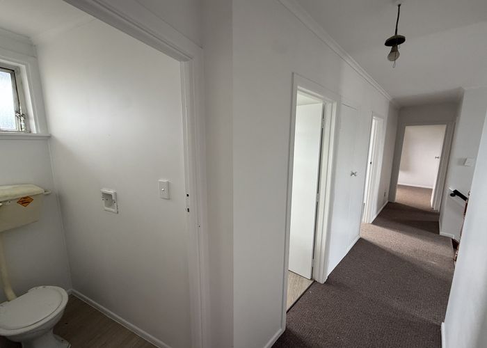  at 2 Stanley Road, Glenfield, North Shore City, Auckland