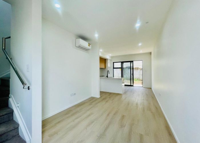  at 9C Rountree Place, Conifer Grove, Takanini