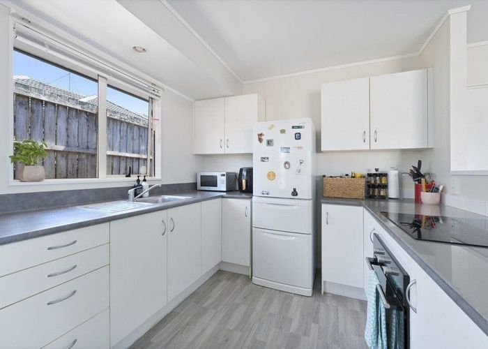  at 13 Legacy Drive, Henderson, Auckland