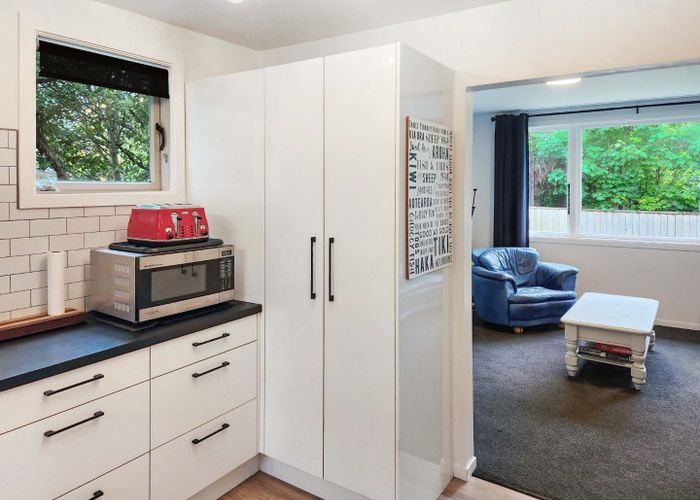 at 5B Coates Grove, Silverstream, Upper Hutt, Wellington