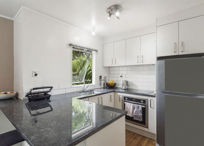  at 1/10 Halder Place, Torbay, North Shore City, Auckland