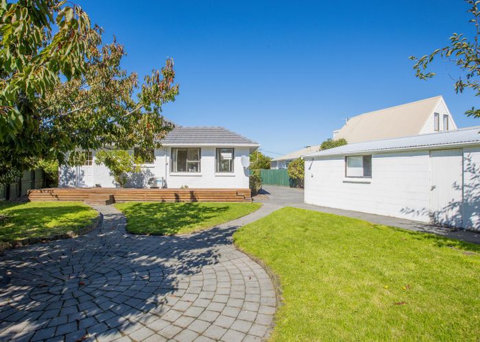  at 18 Delph Street, Avonhead, Christchurch City, Canterbury