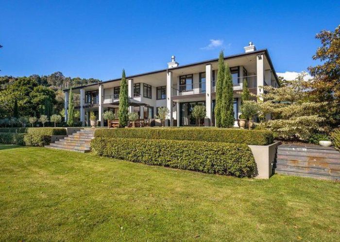  at 19 Tosswill Road, Tahunanui, Nelson