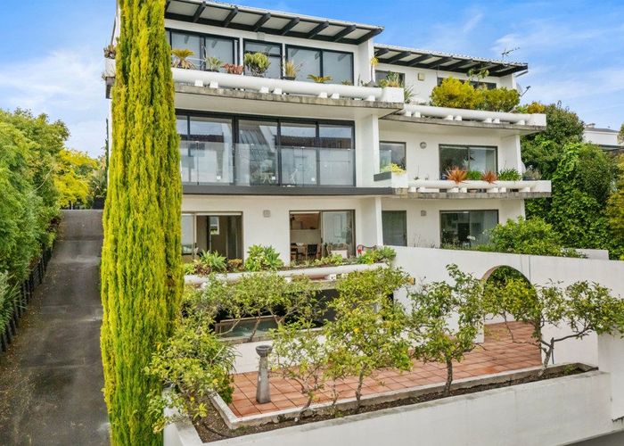  at 8/67 Sarsfield Street, Herne Bay, Auckland
