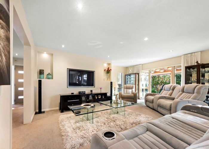  at 26 Connemara Court, West Harbour, Auckland