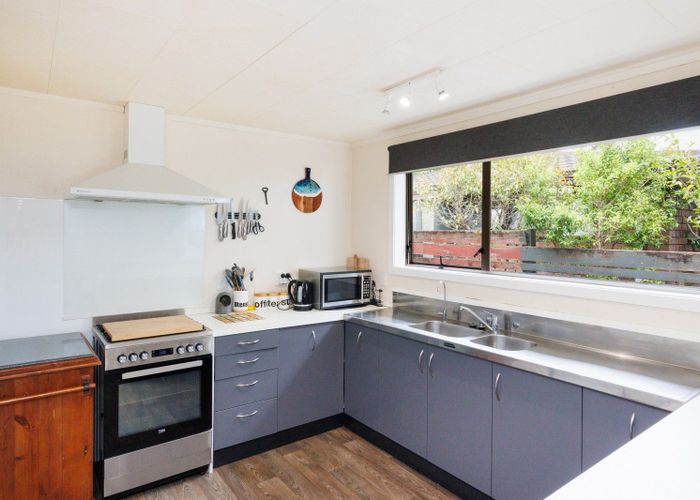  at 4/311 Fitzherbert Avenue, West End, Palmerston North, Manawatu / Whanganui