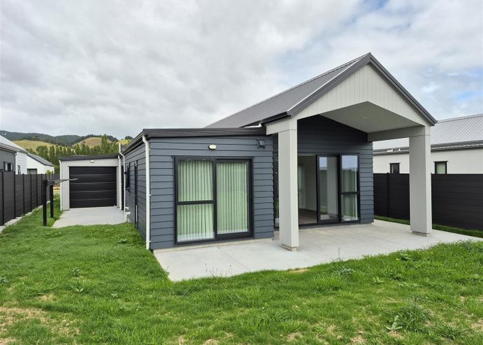  at 72 Ferndale Drive, Kawakawa Bay, Manukau City, Auckland