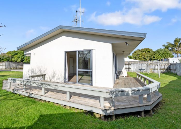  at 46 Kane Road, Papamoa Beach, Papamoa