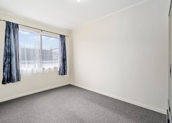  at 125 Bruce McLaren Road, Henderson, Auckland