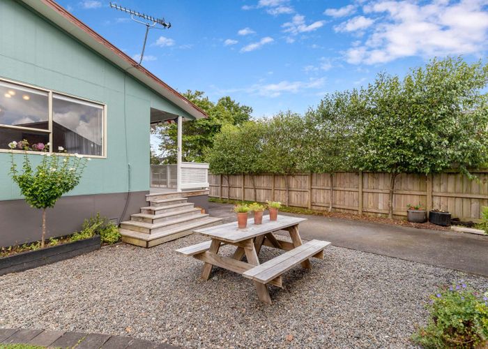  at 17 Te Moau Avenue, Parakai, Helensville