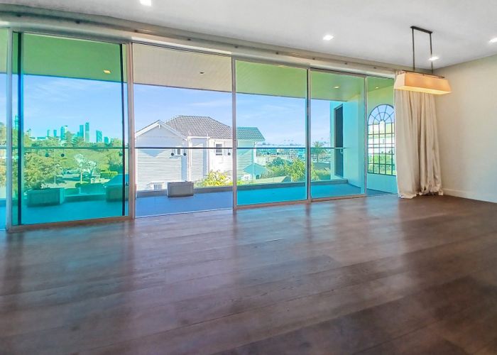  at 132C St Stephens Avenue, Parnell, Auckland