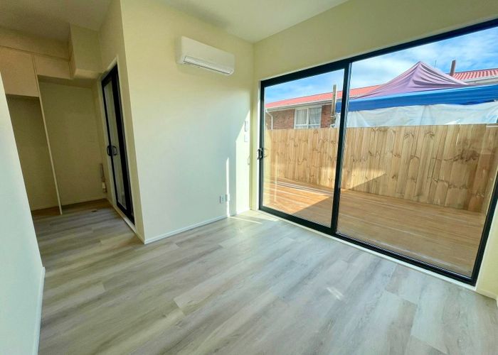  at 40 Friesian Drive, Mangere, Auckland