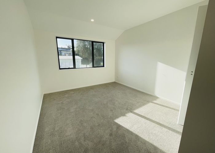  at 2/48 Sunrise Ave, Mairangi Bay, North Shore City, Auckland