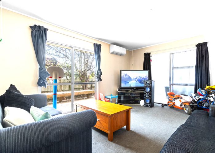  at 1/20 Burundi Avenue, Clendon Park, Manukau City, Auckland