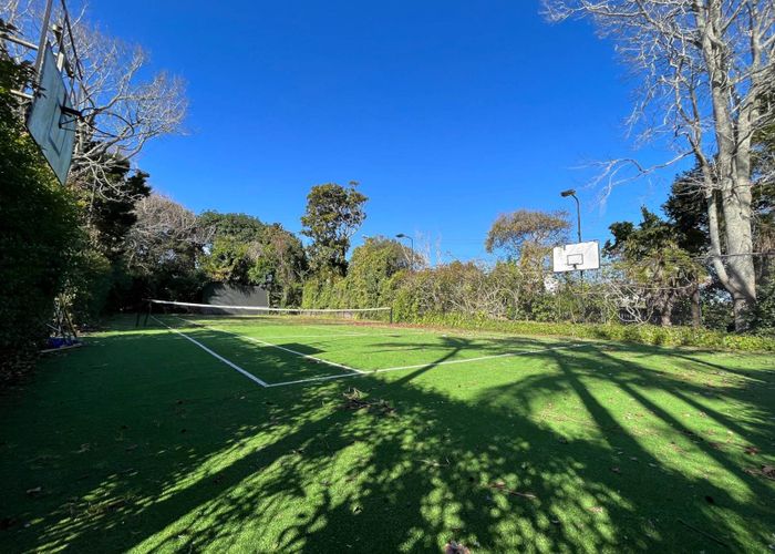  at 1 Pukerangi Crescent, Ellerslie, Auckland