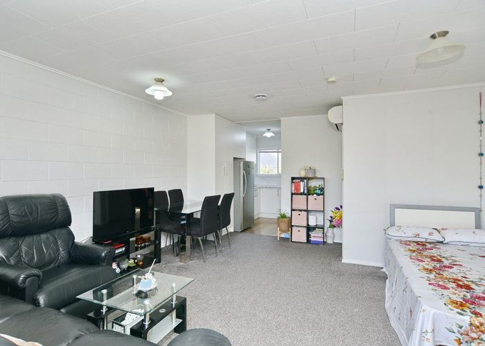  at 4/524 Armagh Street, Linwood, Christchurch City, Canterbury