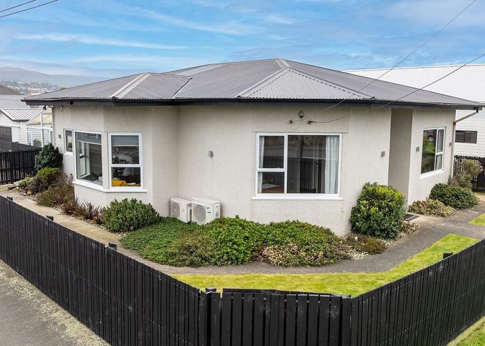  at 142 Victoria Road, Saint Kilda, Dunedin