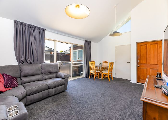 at 3/19 Burdale Street, Riccarton, Christchurch
