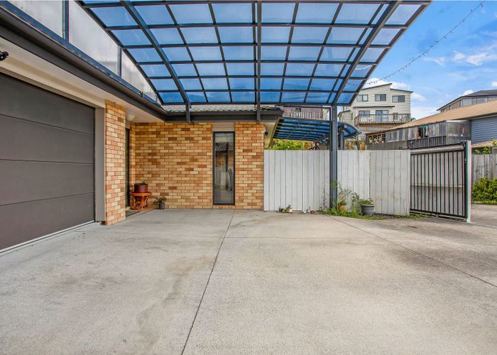  at 44 Arrowsmith Drive, Flat Bush, Manukau City, Auckland