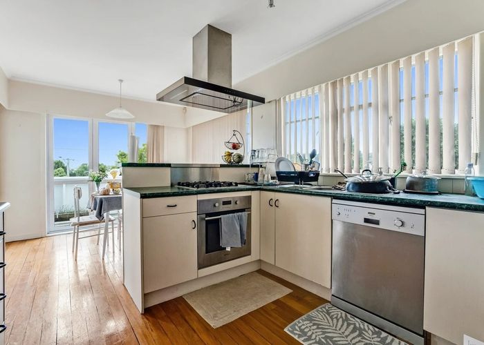  at 43 Orams Road, Hillpark, Auckland