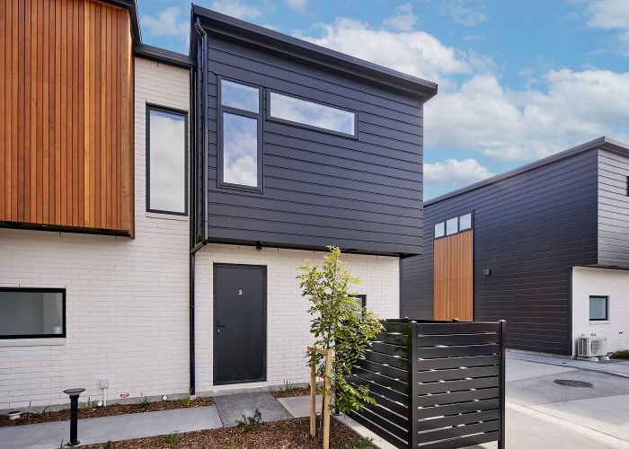  at 3/90 Knights Road, Hutt Central, Lower Hutt