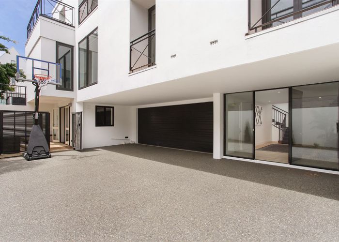  at 25 Cambridge Terrace, Christchurch Central, Christchurch